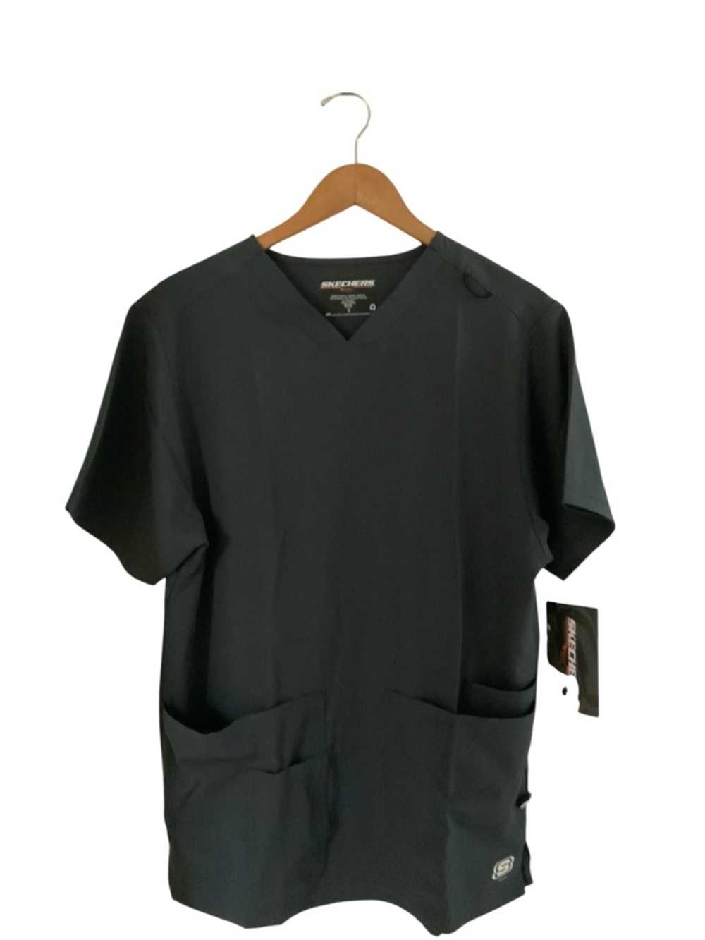 Barco Uniforms Skechers Men's V-Neck Top in Pewter Medical Scrub